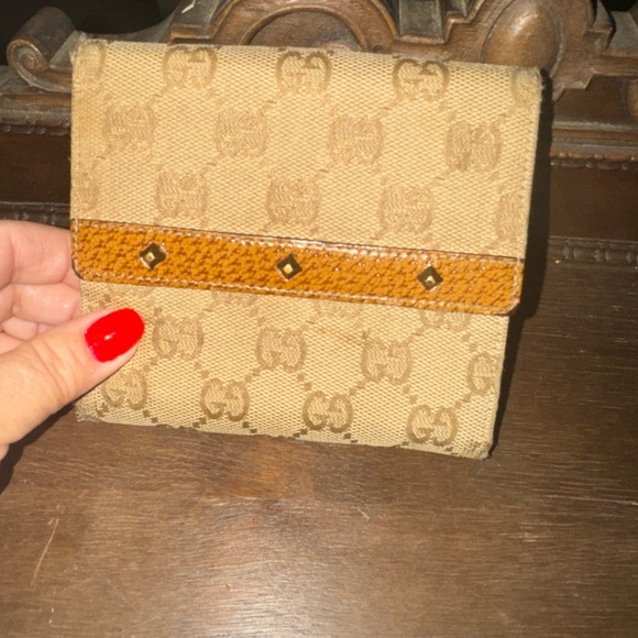 Gucci hobo drawstring, shoulder bag - Picture 6 of 6